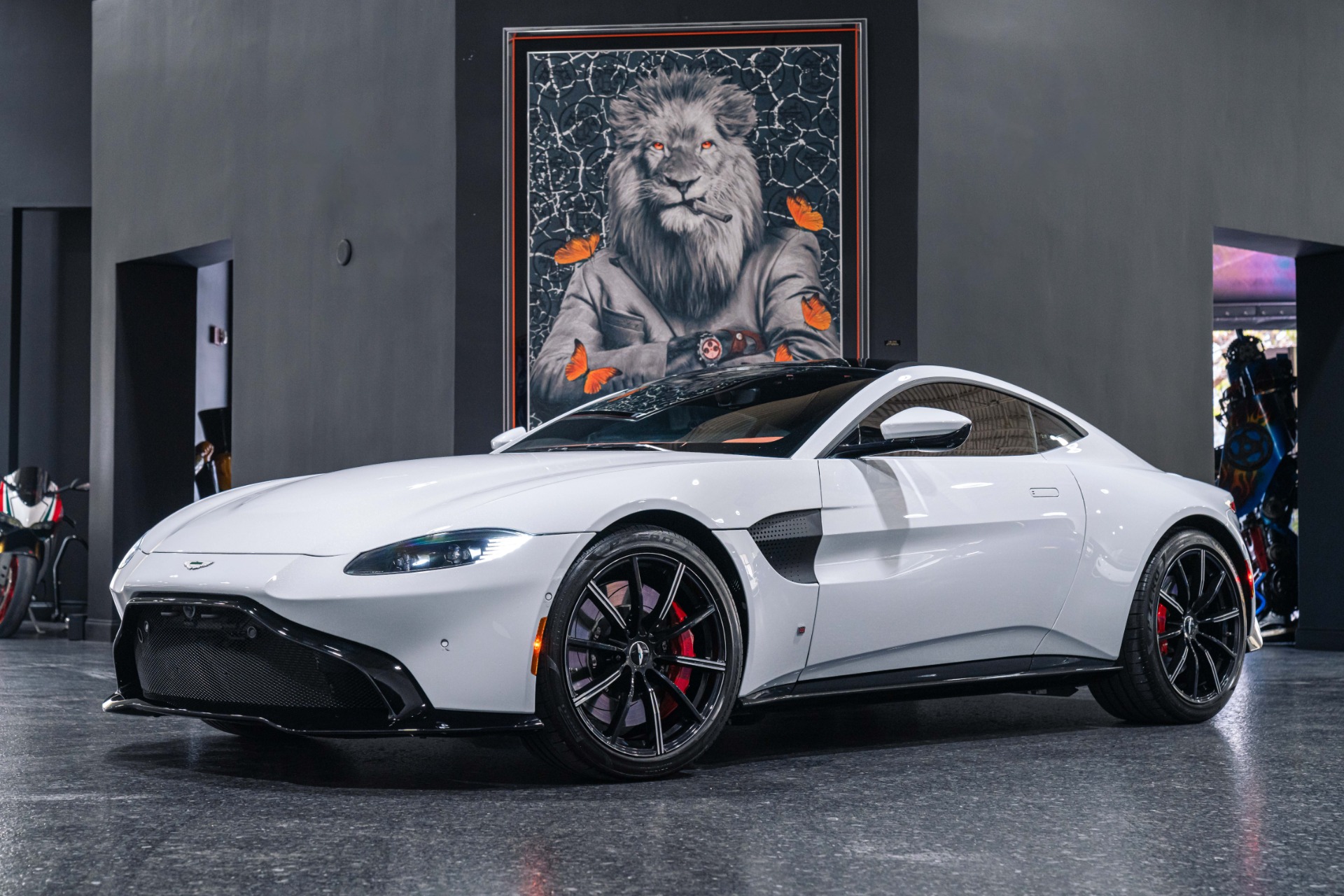 Used 2019 Aston Martin Vantage AML Special White Stone Paint +